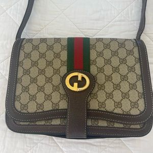 1960’s Vintage authentic Gucci handbag,  In great condition.